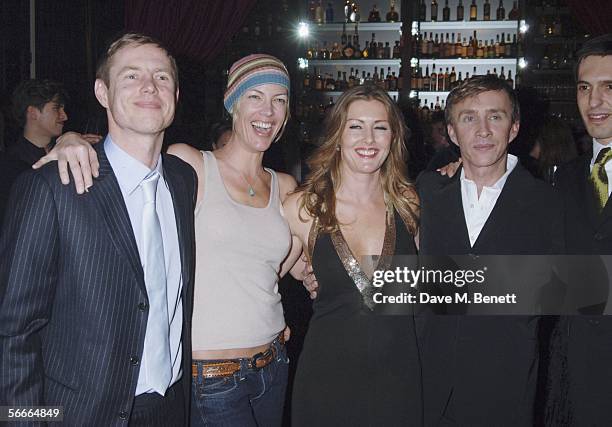 50 Cynthia Conran Stock Photos, High-Res Pictures, and Images - Getty ...