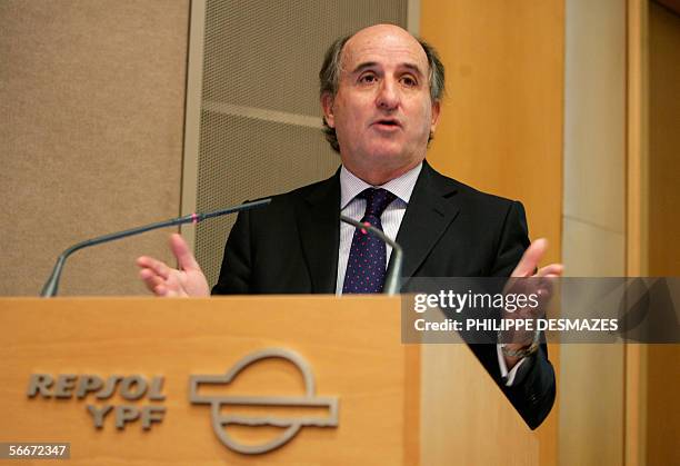 Antonio Brufau, Chairman of Spanish petroleum giant Repsol YPF speaks at a press conference in Madrid, 26 January 2006. Brufau announced Thursday a...