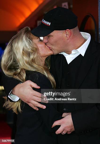 Former Boxer Axel Schulz and his girlfriend Patricia Reich arrive for the Diva Awards at the Deutsches Theater on January 26, 2006 in Munich, Germany.