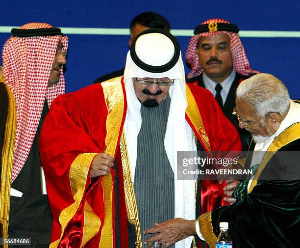 Adullah Robe 14 T Khorakiwala Photos & High Res Pictures - Getty Images