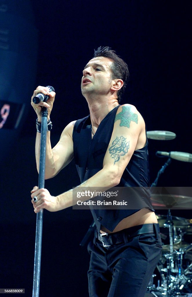 Depeche Mode In Concert At Festhalle, Frankfurt, Germany - 26 Jan 2006