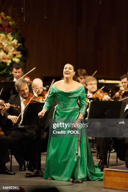 Italian mezzo-soprano Cecilia Bartoli and the Vienna Philharmonic Orchestra are seen during a rehearsal for the concert at Mozart?s 250th birthday 28...