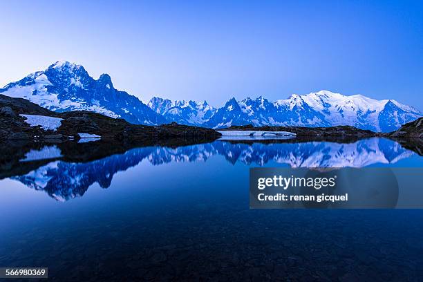 lake chesery - lake chesery stockfoto's en -beelden