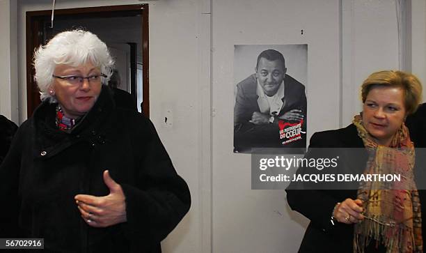 Agriculture commissioner Mariann Fischer Boel and French Minister delegate for Social Cohesion and Parity Catherine Vautrin visit the Food Aid NGO...