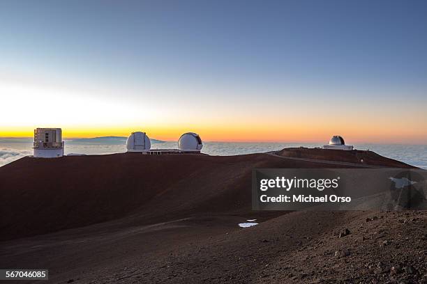 mauna kea sunset - hilo stock pictures, royalty-free photos & images