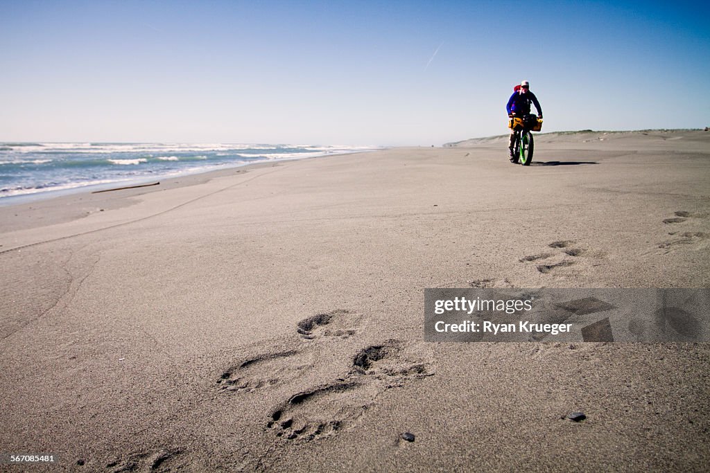 Man Fatbiking