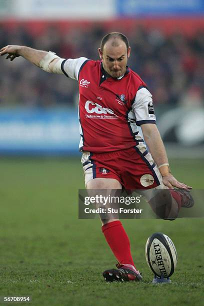 Ludovic Mercier of Gloucester kicks a penalty during the Guinness Premiership match between Gloucester and London Irish on January 28, 2006 at...