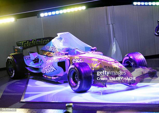 Renault R 26 Racing Renault R26 Formula Stock-Fotos und Bilder - Getty Images