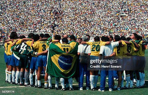 The national football team of Brazil celebrates after the World Cup final match between Brazil and Italy on July 17, 1994 in Los Angeles, United...