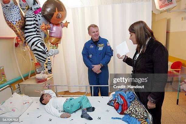 Rona Ramon Andy Thomas Astronaut Photos and Premium High Res Pictures - Getty Images