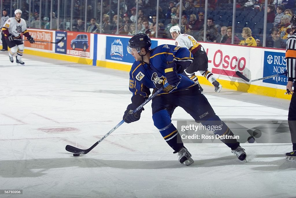 Peoria Rivermen vs.  Chicago Wolves