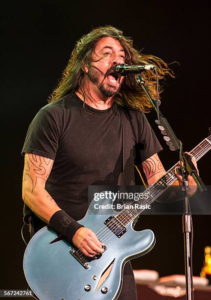 Invictus Games Closing Concert, Queen Elizabeth Olympic Park, London, Britain - 14 Sep 2014, Dave Grohl - Foo Fighters