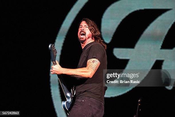 Invictus Games Closing Concert, Queen Elizabeth Olympic Park, London, Britain - 14 Sep 2014, Dave Grohl - Foo Fighters