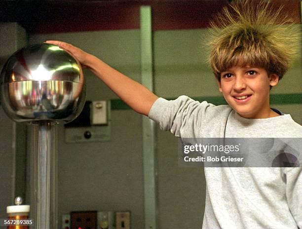 Brian Riskas Rmd 16 Van De Graaff Hair Stock Photos, High-Res Pictures, and Images ...