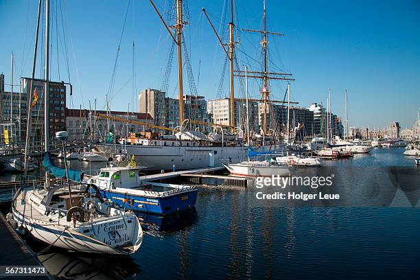 sailing ship mercator in marina mercator - oostende stockfoto's en -beelden