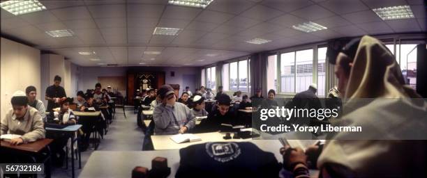Young Jews Rabbi Young Rabbi Photos and Premium High Res Pictures - Getty Images