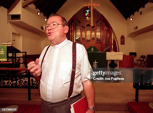 Rev. Paul R. Johnson 333 Paul B Johnson Stock Photos, High-Res Pictures, and Images - Getty ...
