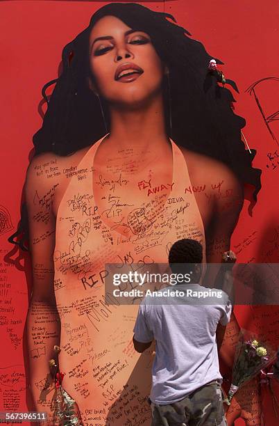 Aaliyah4.AR Aaliyah Haughton, 22 year old R&B star and rising actress was killed along with 8 other people in a private plane crash in the Bahamas. A...