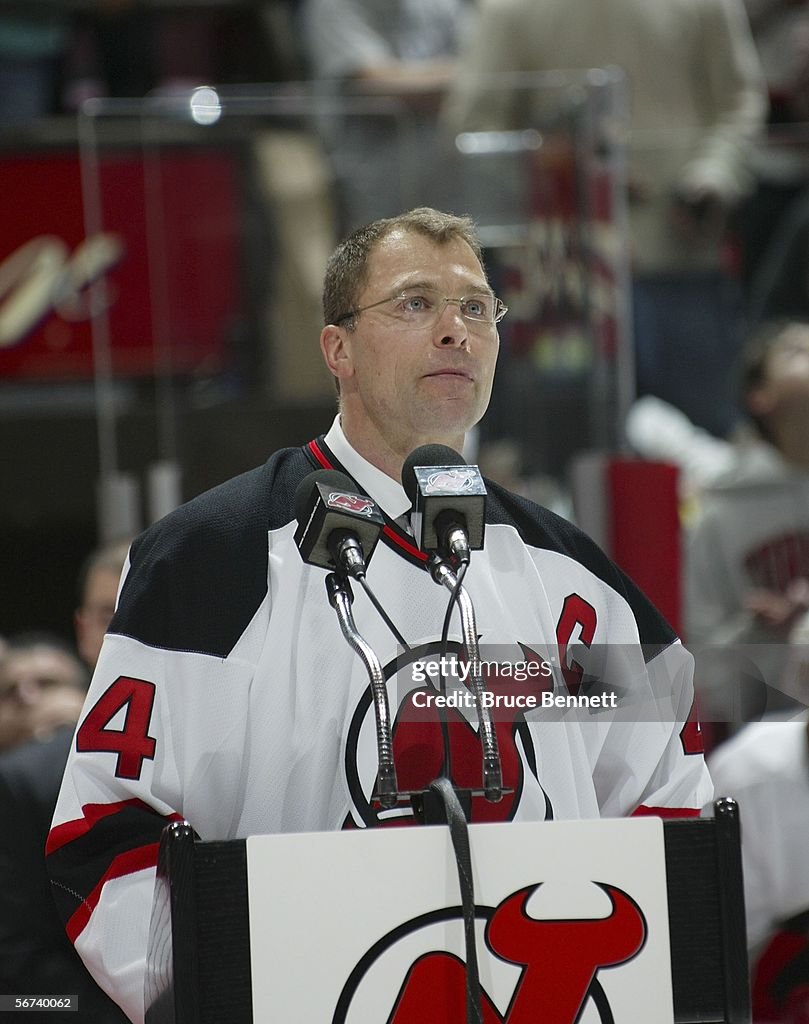 Carolina Hurricanes v New Jersey Devils