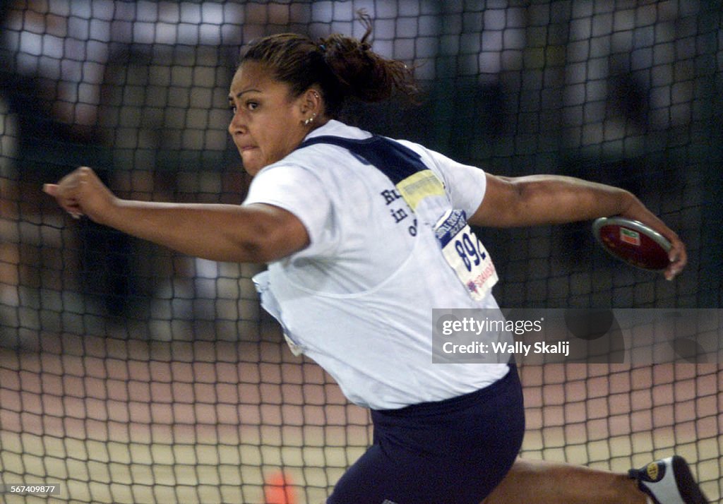 012109.SP.0717.trials2.WS Seilala Sua throws the discus in the womens discus finals during the U.S. 