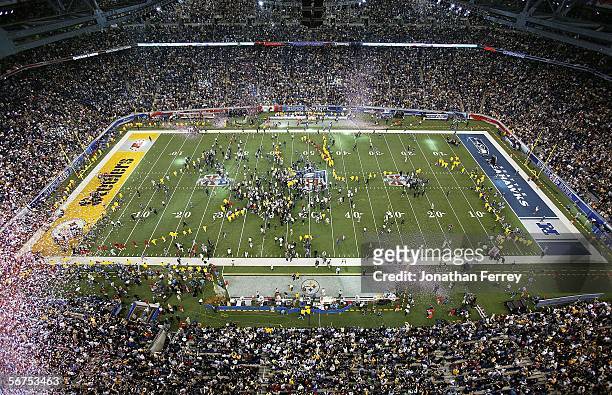 The Pittsburgh Steelers celebrate on the field after defeating the Seattle Seahawks in Super Bowl XL at Ford Field on February 5, 2006 in Detroit,...