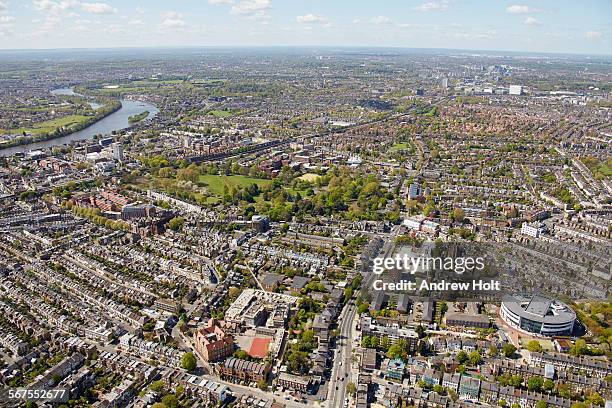 aerial view west of hammersmith academy goldhawk road - chiswick foto e immagini stock