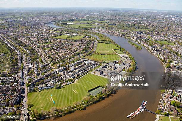 aerial view west of st paul's school on the river  - chiswick foto e immagini stock