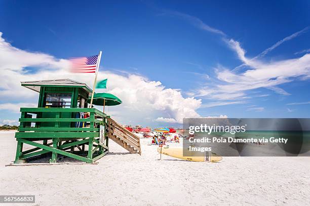 coast guard beach house and beach, siesta key - siesta key - fotografias e filmes do acervo