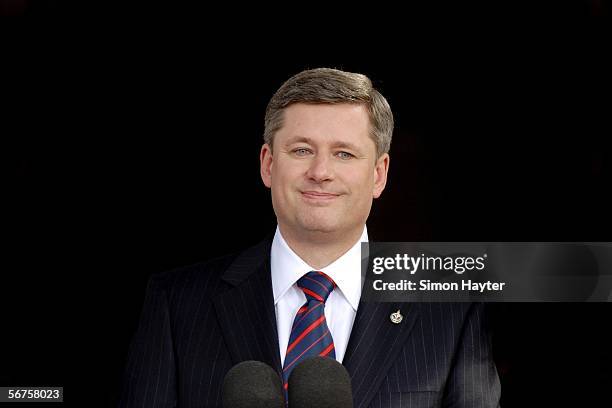 Canadian Prime Minister Stephen Harper smiles during a news conference after being sworn in at Rideau Hall February 6, 2006 in Ottawa, Canada. Harper...