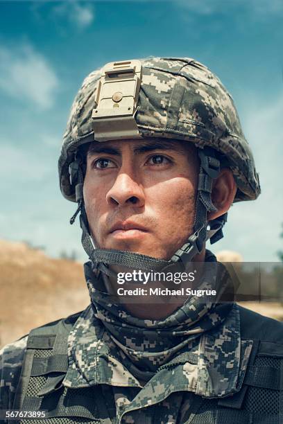 united states marine poses for a portrait. - navy marine and army commandos stock-fotos und bilder