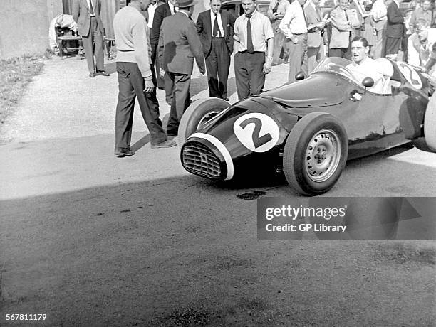 Peter Walker (Racing Driver) Photos and Premium High Res Pictures ...