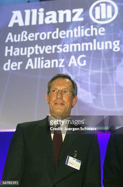 Chairman of the Allianz AG Board of Management Michael Diekmann poses prior to a shareholder meeting Febrauray 8, 2006 in Duesseldorf, Germany. The...