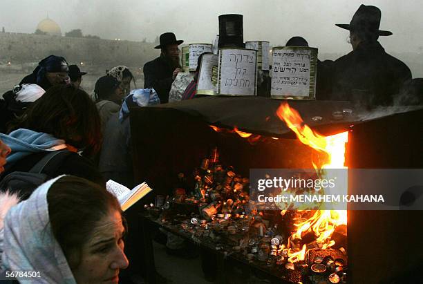The Rashash Rabbi 181 Shalom Cemetery Stock Photos, High-Res Pictures, and Images - Getty ...