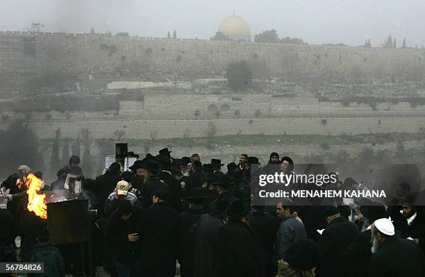 The Rashash Rabbi Shalom Cemetery Photos and Premium High Res Pictures - Getty Images