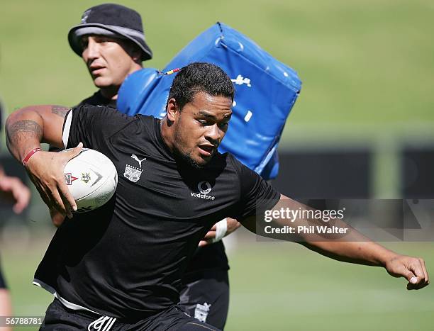 Epalahame Lauaki of the Warriors breaks through the tackle bags during a Warriors training session at North Harbour Stadium February 9, 2006 in...