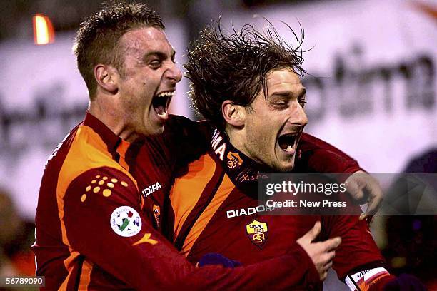 Francesco Totti and Daniele De Rossi of Roma celebrate during their Serie A match against Cagliari at Olimpico Stadium February 8, 2006 in Rome,...