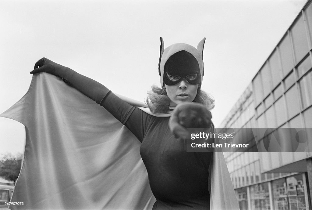 Yvonne Craig