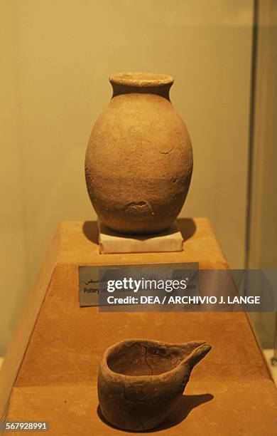 Pottery vases from Al Qusais, Dubai, United Arab Emirates, 2nd millennium BC. Dubai, Dubai Museum Al Fahidi Fort