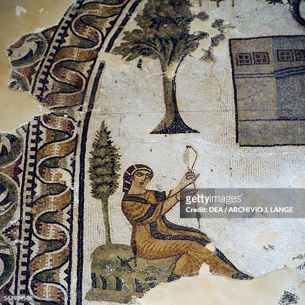 Woman spinning, Rural villa, mosaic from Thabraca, Tabarka, Tunisia. Roman civilisation, 4th-5th century AD. Detail. Tunis, Musée National Du Bardo