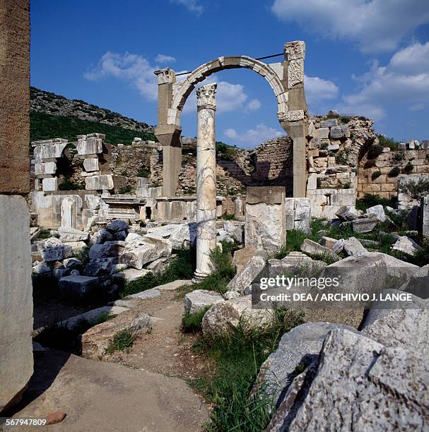 Saint Pollio 27 Fountain Of Pollio Stock Photos, High-Res Pictures, and Images ...