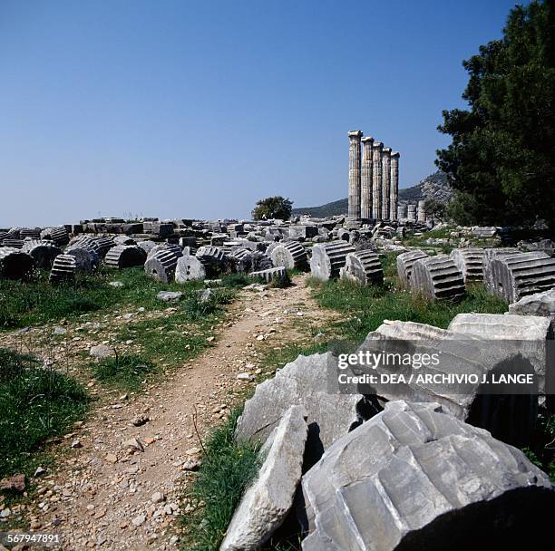 Pythius Pythius Of Priene Photos and Premium High Res Pictures - Getty Images