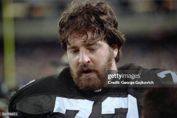 Offensive lineman Justin Strzelczyk of the Pittsburgh Steelers on the sideline during a game against the New York Giants at Three Rivers Stadium on...