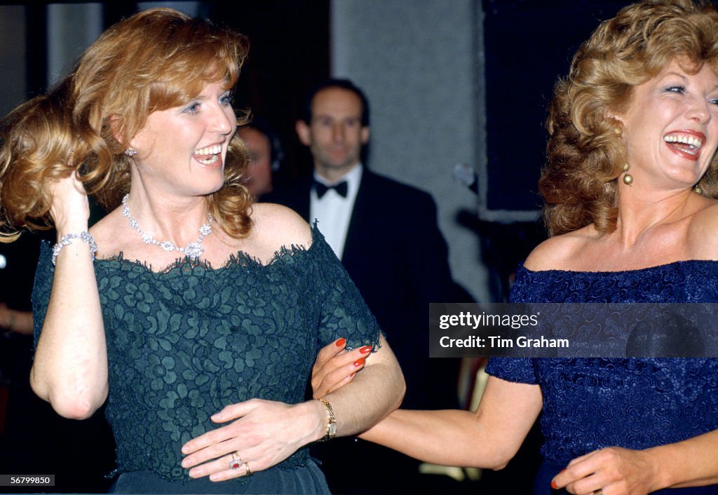 Sarah & Rula Lenska