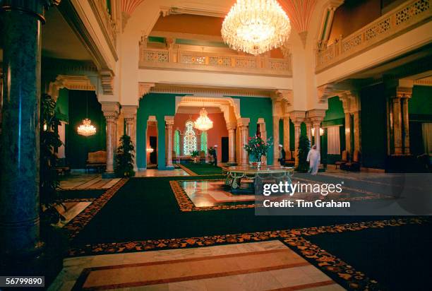 Arabian Interior Palace Photos and Premium High Res Pictures - Getty Images
