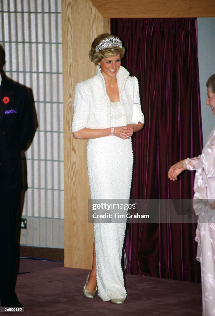 Diana Visits Hong Kong