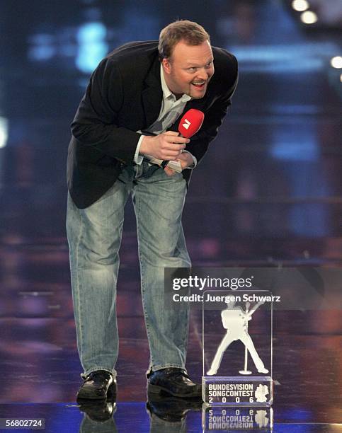 German entertainer and TV-host Stefan Raab presents the trophy of the Bundesvision Song Contest 2006 on February 8, 2006 in Wetzlar, Germany. 16...