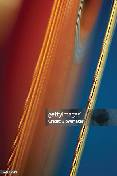 extreme close-up of guitar and one string - string instrument - fotografias e filmes do acervo