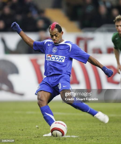 Marcelinho of Berlin scores his goal during the Bundesliga match between VFL Wolfsburg and Hertha BSC Berlin at the Volkswagen Arena on February 11,...