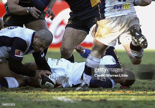 Jason Robinson of Sale lies on the ground after suffering a concussion during the Guinness Premiership match between Worcester Warriors and Sale...