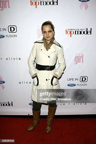 Actress Mena Suvari arrives at the Alice + Olivia show presented by Ford Fusion And ELLEgirl Magazine on February 10, 2006 in New York City.